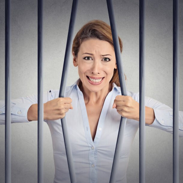 woman_behind_barriers
